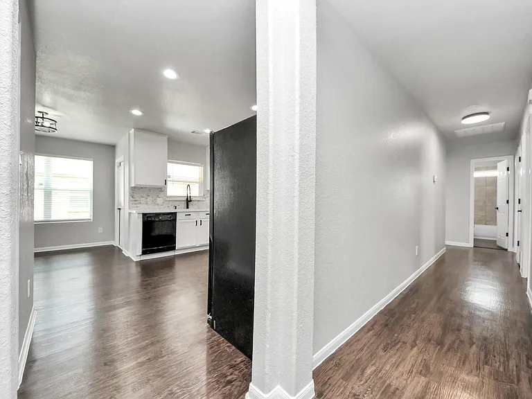 4707 Wheel Wright Trl — Photo 9