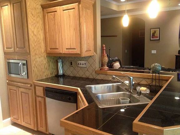 Kitchen, W/ Stainless and