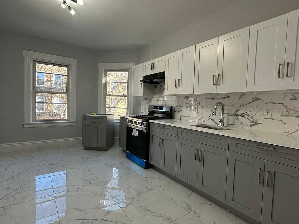 1st image of 232 N 18th St #1