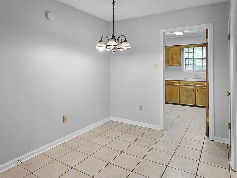 3711 Cole Dr #3 — Photo 8