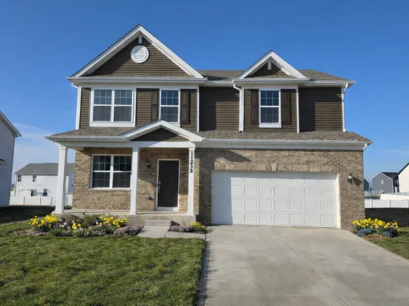 11232 Abigail Dr, Winfield, IN 46307