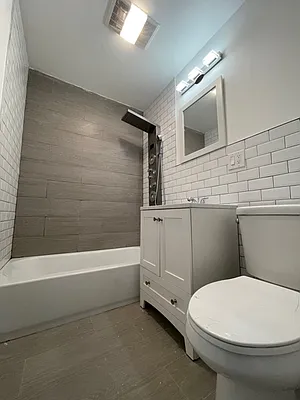 Sold by Glory Homes Realty | media 10