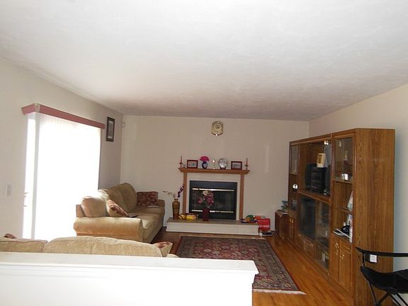 2nd image of 79 Apple Ln