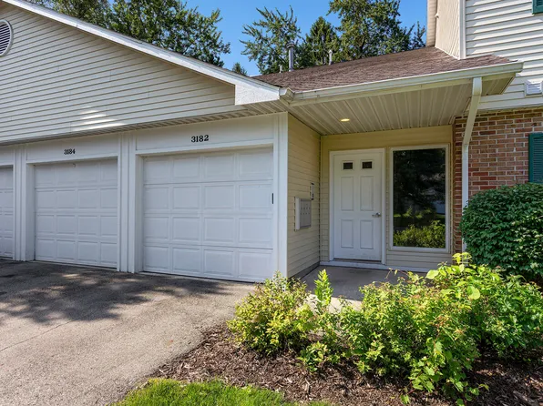 3184 Windcrest Dr NE, Grand Rapids, MI 49525