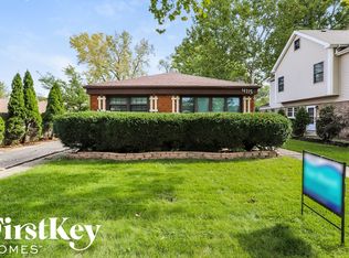 4115 Blanchan Ave, Brookfield, IL 60513
