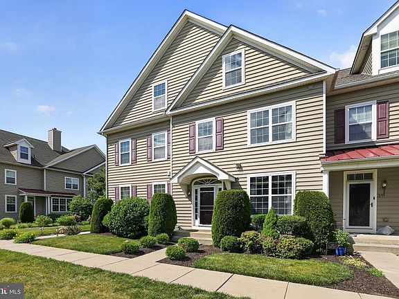 2nd image of 313 Katie Ln