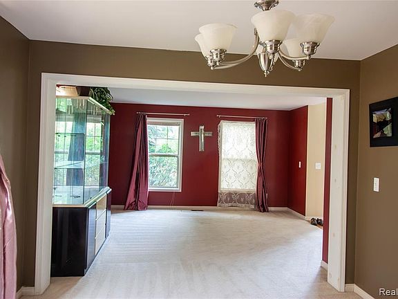 5th image of 47721 Goff Ct #48