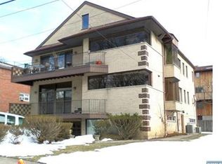 1410 14th St, Fort Lee, NJ 07024