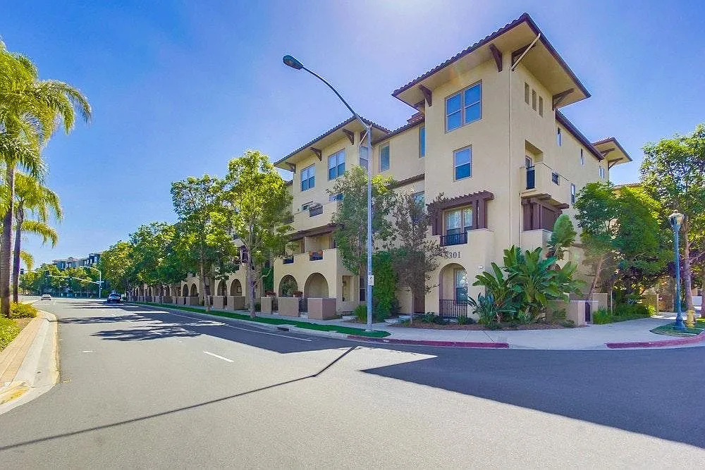 8301 Rio San Diego Dr — Photo 1