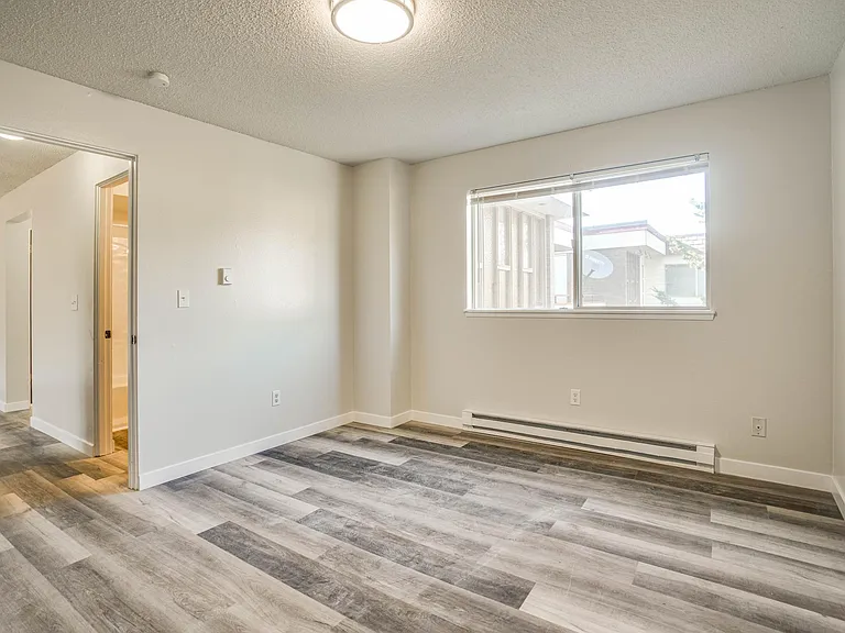 705 State Ave N #3 — Photo 10