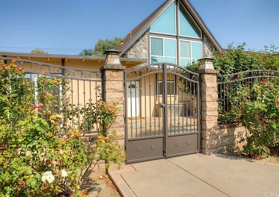 1st image of 13441 Diamond Head Dr