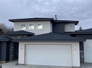 2054 Syringa St, Eagle, ID 83616