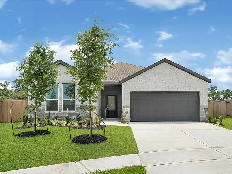 1763 Primrose Pointe Dr — Photo 1