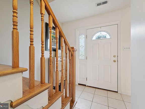 4th image of 9006 Florin Way