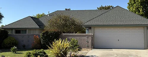 415 Wellington Dr Photo 1