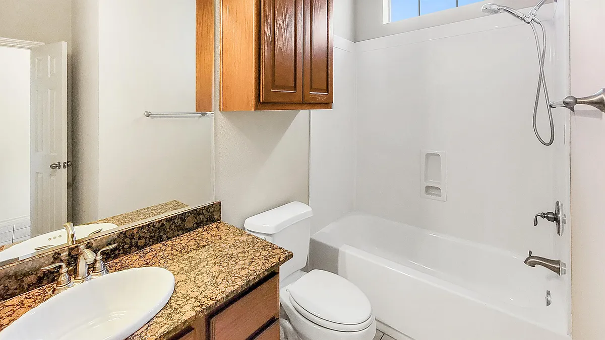 Building Photo - 168 Forest Dr #1