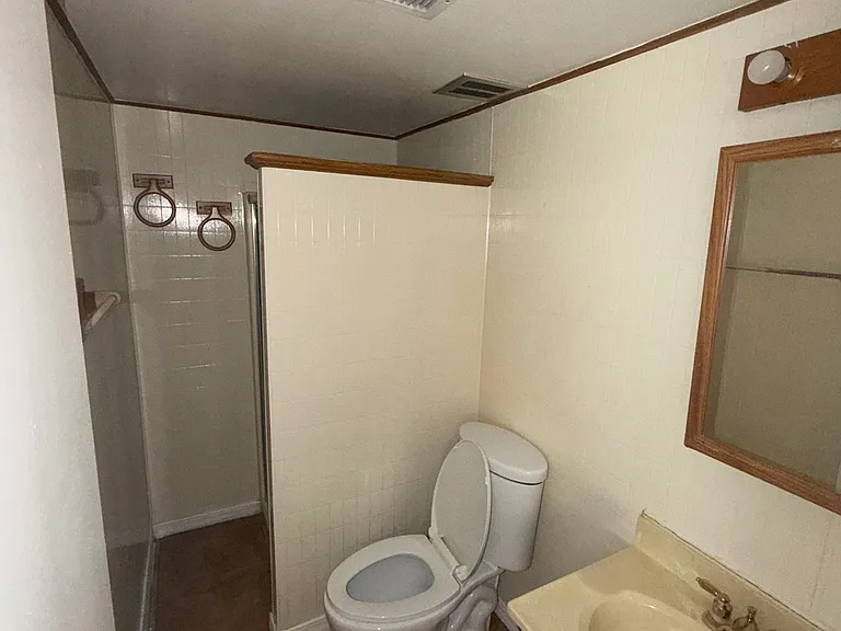 3708 W Loma Ln — Photo 1