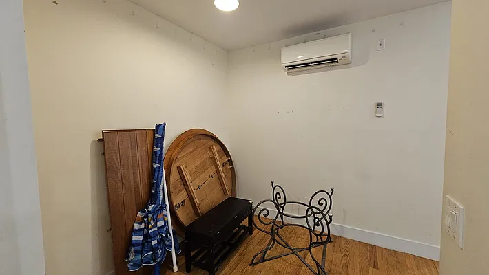 Rented by David Francis New York LLC | media 20