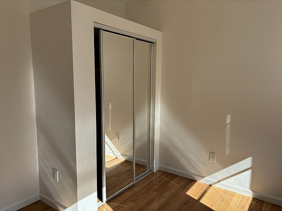 3rd image of 56 Westland Ave #16