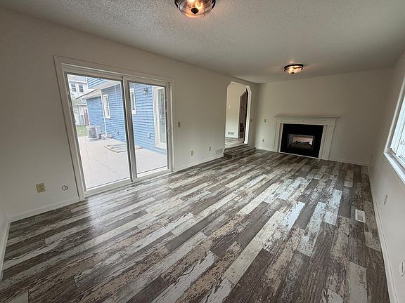 3rd image of 3338 139th Ave NW