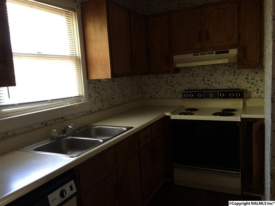 2nd image of 122 Michael Ave APT A