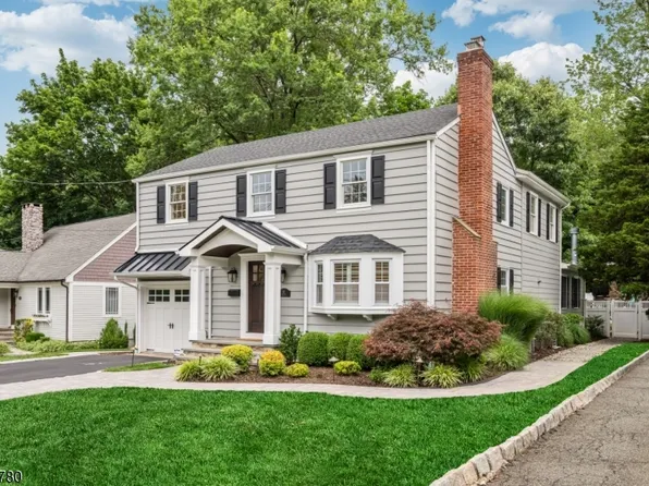47 Oak Ln, Essex Fells Twp., NJ 07021