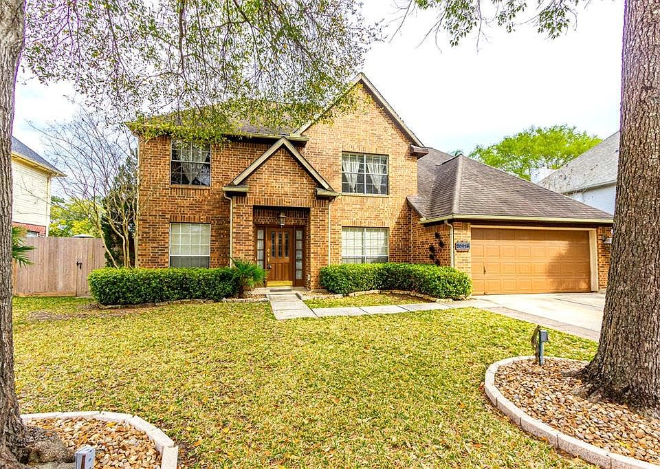 1st image of 20418 Lionsgate Ln