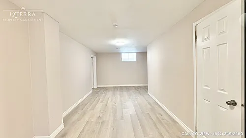 291 Victoria Ave N Photo 1