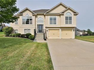 1242 Larson Ave, Warrensburg, MO 64093