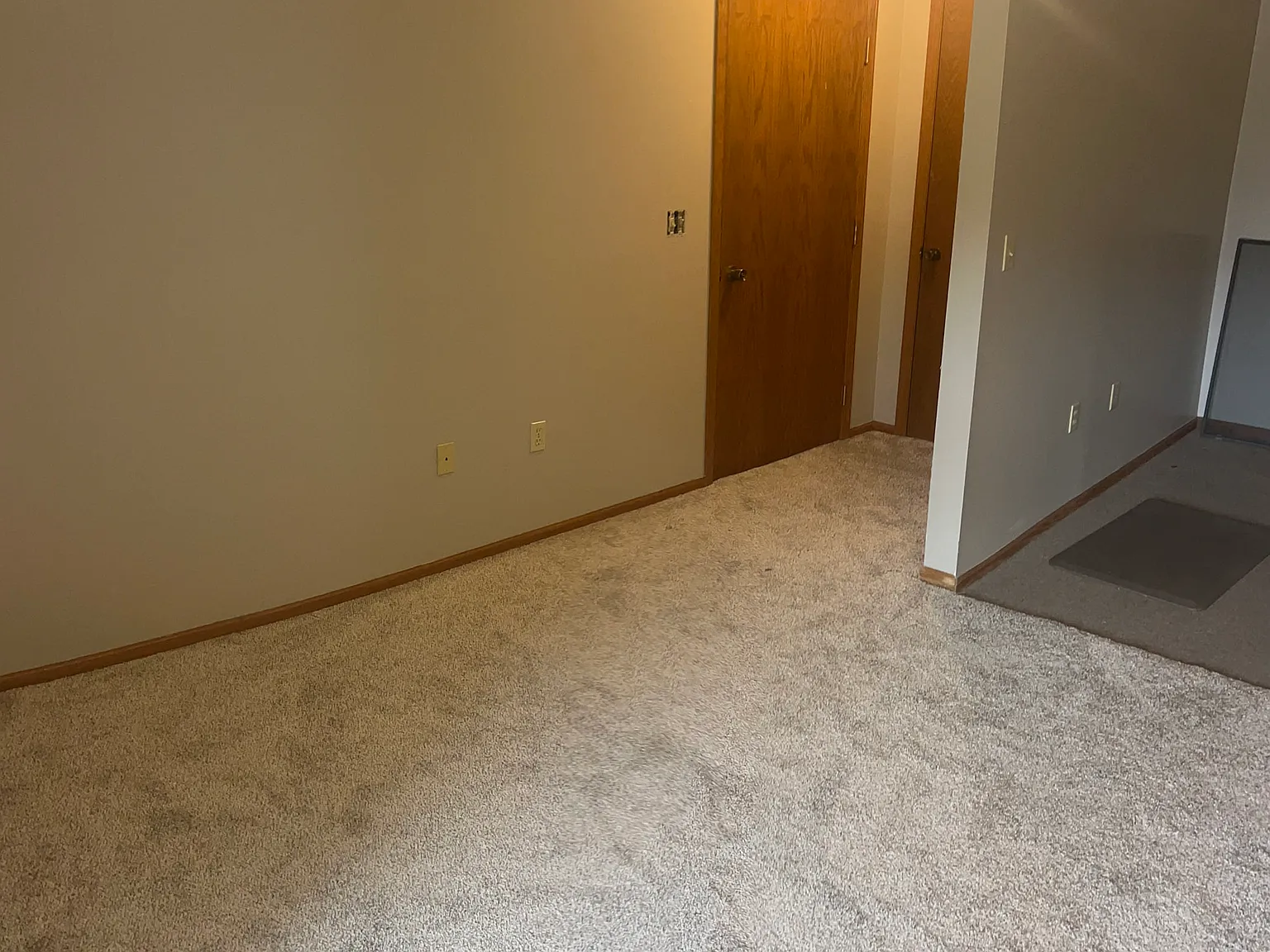 2 bed, $750 — Photo 4