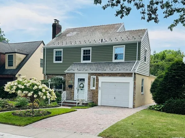 16 Revere Drive W, Floral Park, NY 11001