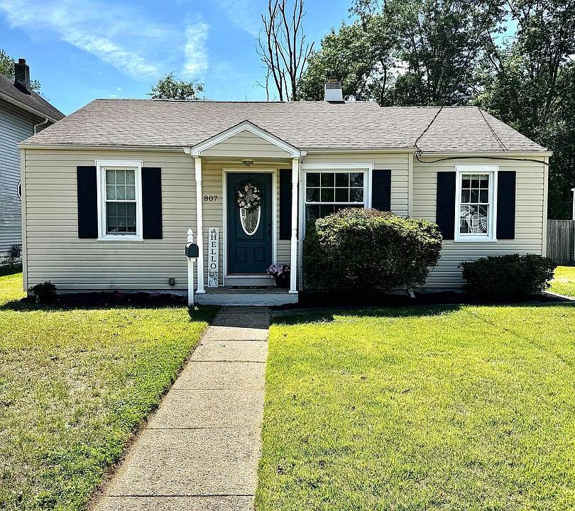 1st image of 807 Crescent Ave