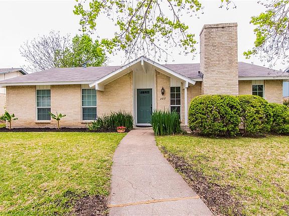 4th image of 2217 Briarwood Dr