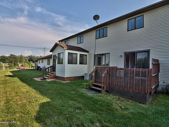 3rd image of 55 Countrywood Dr