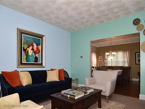 5th image of 13 Blossom Ct