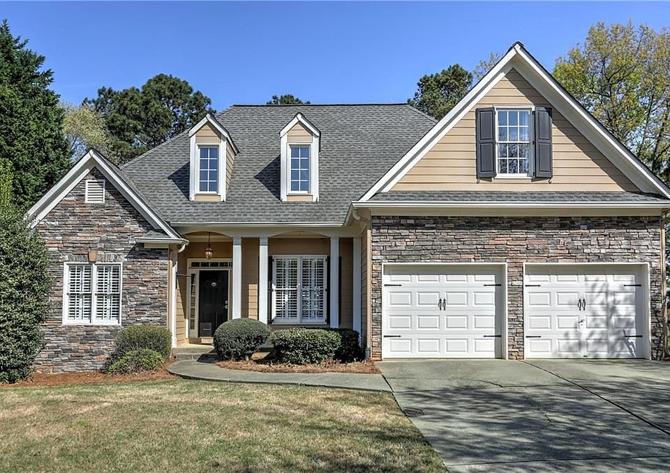 1st image of 210 Holly Chase Ct