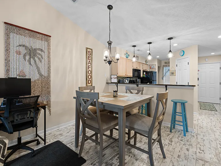 557 White River Dr #12H — Photo 15