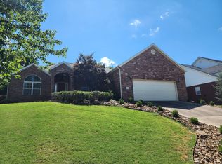 4061 Savannah Ln, Springdale, AR 72762
