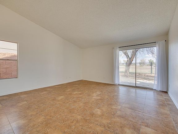 5th image of 4631 N 106th Dr