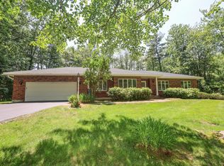 29 Rosewood Cir, Kennebunk, ME 04043