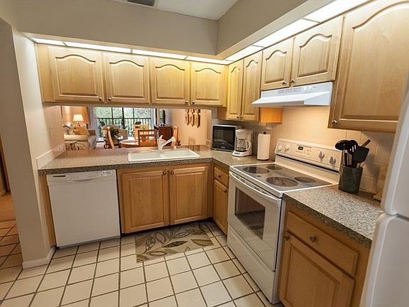3rd image of 6365 Bahia Del Mar Blvd APT 206