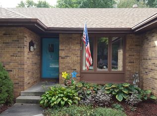 1340 E Richmond St, Springfield, MO 65804