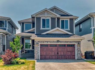 226 W Grove Point SW, Calgary, AB T3H1Y7