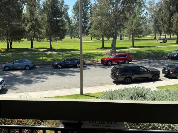 24525 Trevino Dr Unit U6, Santa Clarita, CA 91355