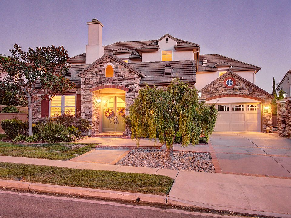 1st image of 5886 Santa Lucia Ct