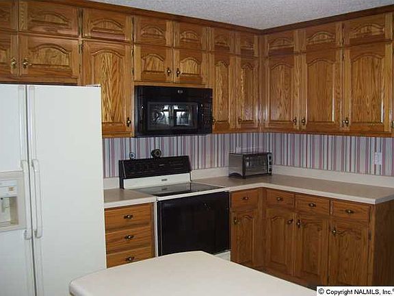 4th image of 2042 Sardis Dr