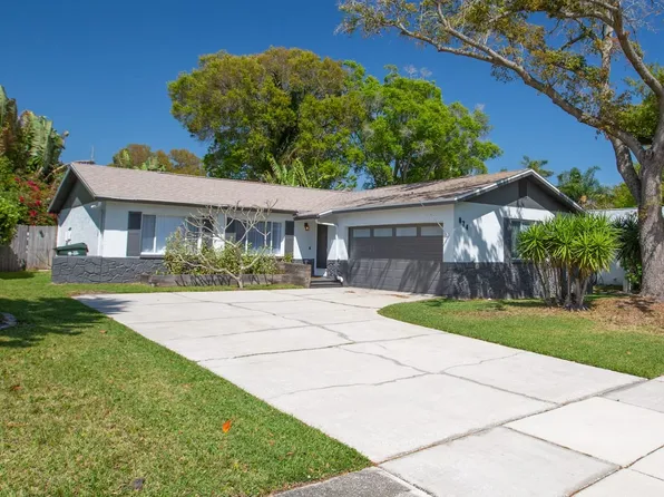 574 6th Ave SE, Largo, FL 33771