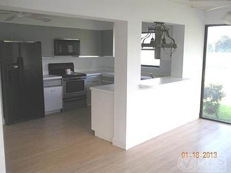 3rd image of 2639 SW Egret Pond Cir