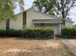10065 Hillview Dr, Pensacola, FL 32514