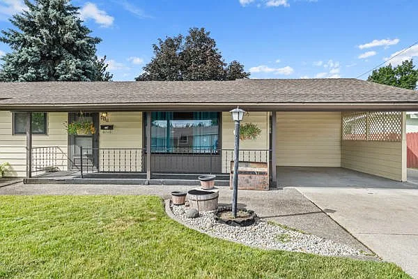 4 bed, 1232 sqft, $2,950 — Photo 3